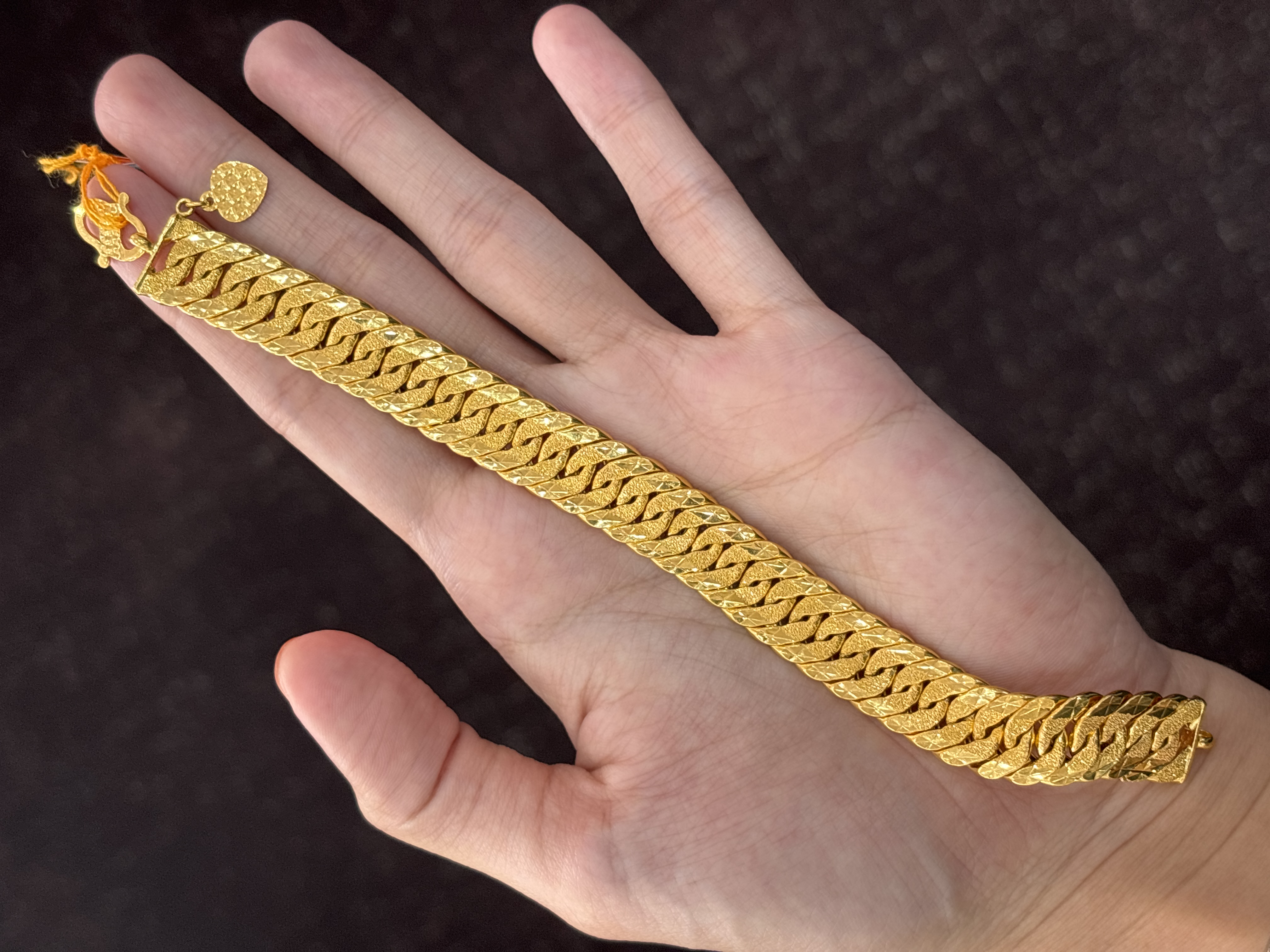 Tali Tangan KAIT